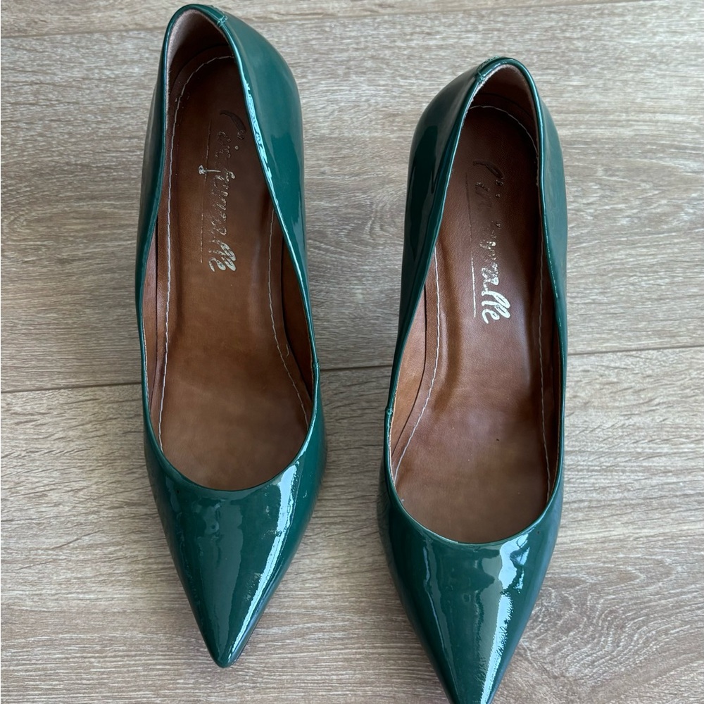 Green Patent Leather Pumps